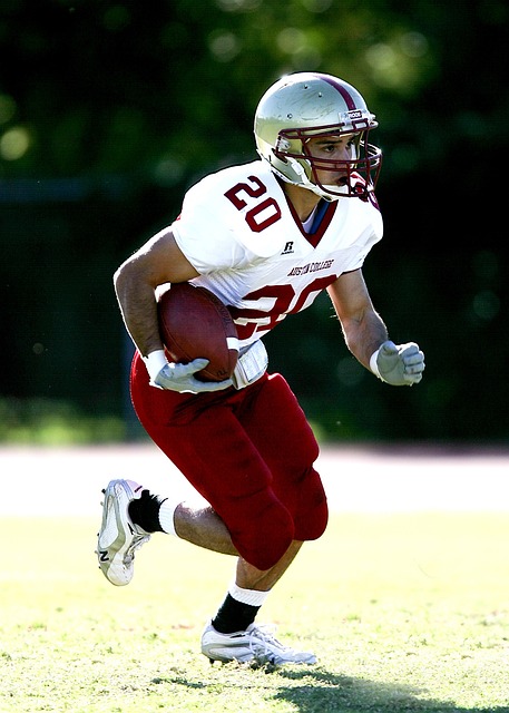 帮助她在积 帮助她在积